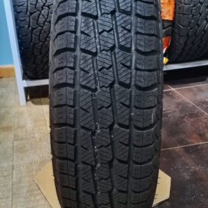 235/70R16 Botto tyre