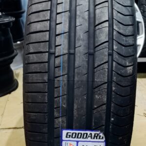 245/40r19 Goddard