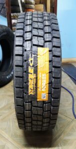 265/70R19.5 Torque Diff