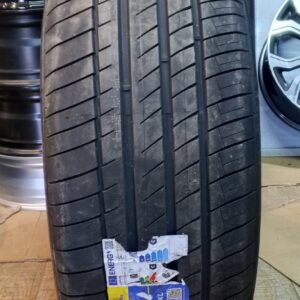 295/40r21 Habilead