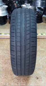 225/60r17 Leao