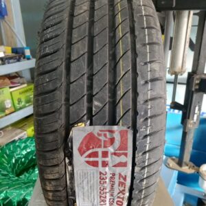 235/55R17 Zextour Tyres