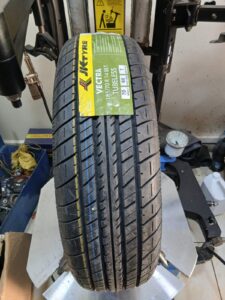 JK 185/70R14 tyres
