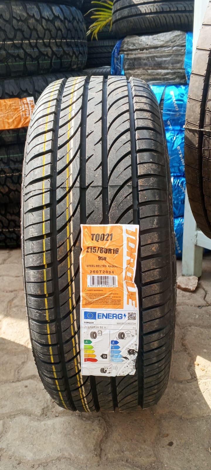 215/60R16 TORQUE