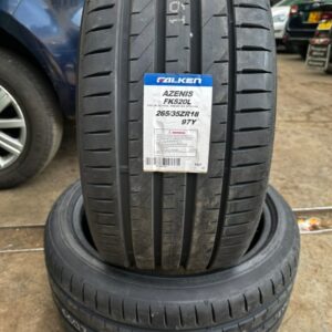 265/35r18