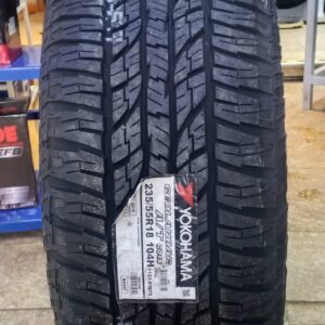 235/55R18 YOKOHAMA GEOLANDAR GO15